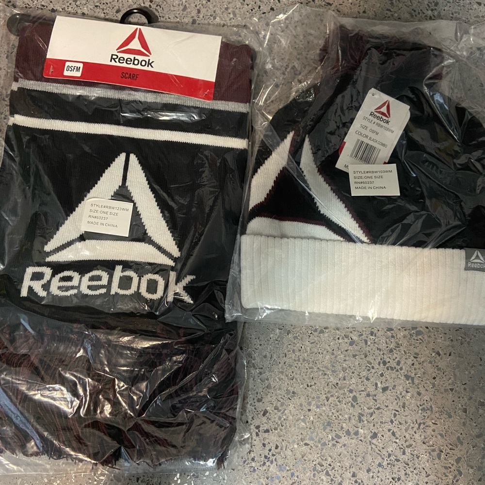 Reebok winter scarf and stocking hat